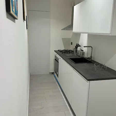 Danae Apartman Mondello